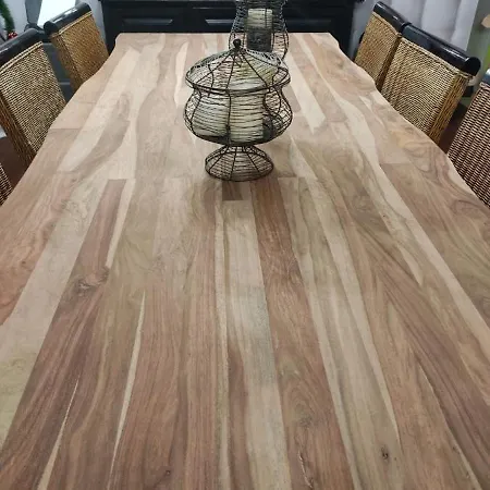 Familly 3 Se Trouve A 10 Min Du Circuit Des 24 H Du Mans 1 H 30 Du Peage Saint Arnoult 15 Min Du Pole Europeen Du Cheval A Savignee L'eveque Changé