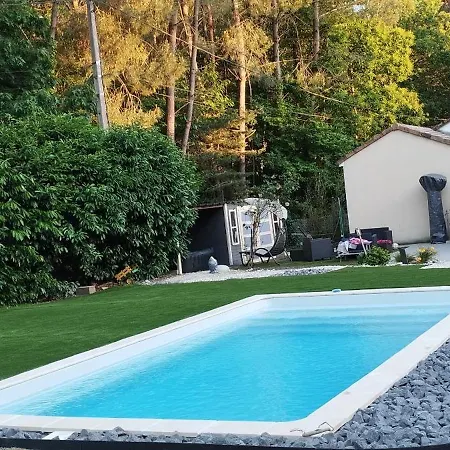 Holiday home Familly 3: Cozy Near Le Mans Circuit *